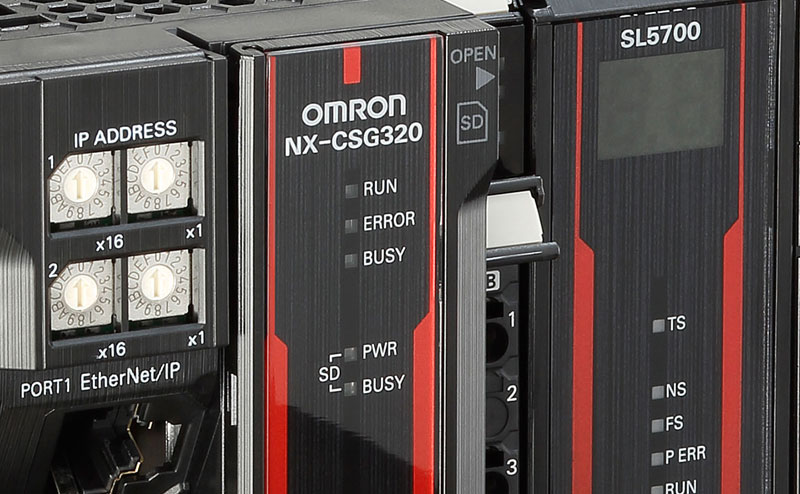 Omron NX CSG320 PLC Status Indicators